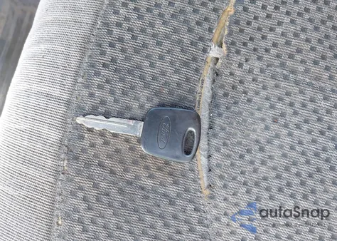 1999 Ford F-150 Lariat/Work Series/Xl/Xlt z USA, uszkodzony, nr VIN 1FTRX17W0XKB32371